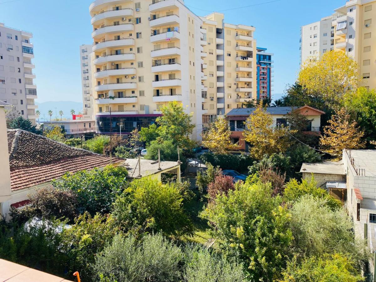 Iljazi'S Apartaments Вльора Екстер'єр фото